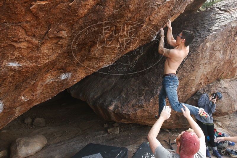 Bouldering in Hueco Tanks on 11/24/2018 with Blue Lizard Climbing and Yoga

Filename: SRM_20181124_1330420.jpg
Aperture: f/6.3
Shutter Speed: 1/250
Body: Canon EOS-1D Mark II
Lens: Canon EF 16-35mm f/2.8 L