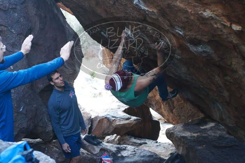 Bouldering in Hueco Tanks on 11/24/2018 with Blue Lizard Climbing and Yoga

Filename: SRM_20181124_1557030.jpg
Aperture: f/4.5
Shutter Speed: 1/250
Body: Canon EOS-1D Mark II
Lens: Canon EF 50mm f/1.8 II