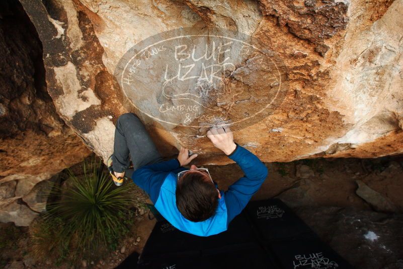 Bouldering in Hueco Tanks on 11/24/2018 with Blue Lizard Climbing and Yoga

Filename: SRM_20181124_1743190.jpg
Aperture: f/5.0
Shutter Speed: 1/250
Body: Canon EOS-1D Mark II
Lens: Canon EF 16-35mm f/2.8 L