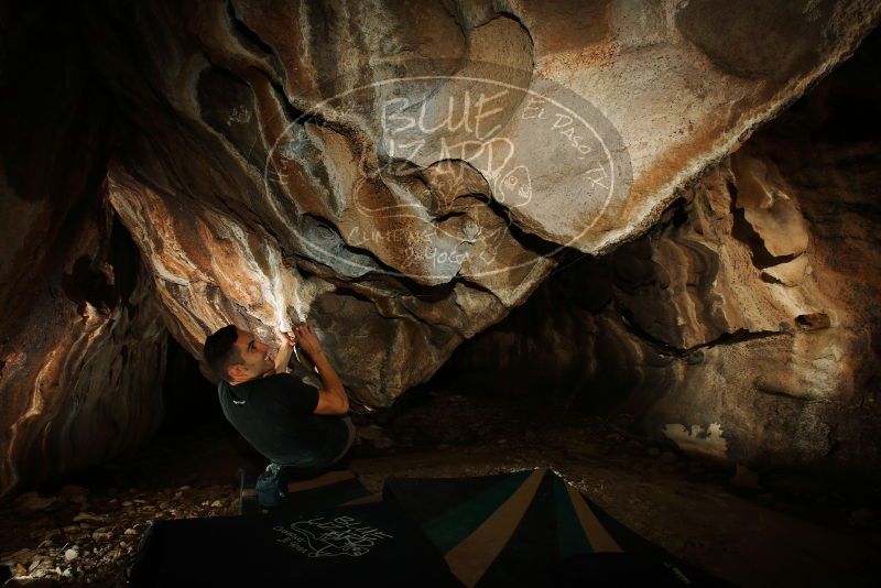 Bouldering in Hueco Tanks on 11/23/2018 with Blue Lizard Climbing and Yoga

Filename: SRM_20181123_1723110.jpg
Aperture: f/8.0
Shutter Speed: 1/250
Body: Canon EOS-1D Mark II
Lens: Canon EF 16-35mm f/2.8 L