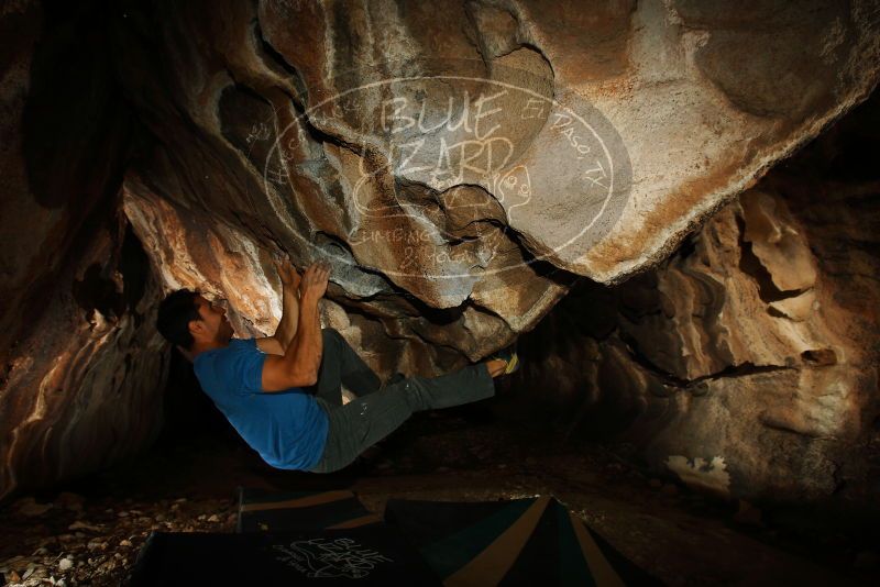 Bouldering in Hueco Tanks on 11/23/2018 with Blue Lizard Climbing and Yoga

Filename: SRM_20181123_1723480.jpg
Aperture: f/8.0
Shutter Speed: 1/250
Body: Canon EOS-1D Mark II
Lens: Canon EF 16-35mm f/2.8 L