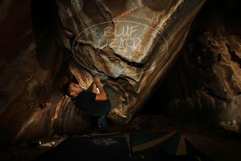 Bouldering in Hueco Tanks on 11/23/2018 with Blue Lizard Climbing and Yoga

Filename: SRM_20181123_1742030.jpg
Aperture: f/8.0
Shutter Speed: 1/250
Body: Canon EOS-1D Mark II
Lens: Canon EF 16-35mm f/2.8 L