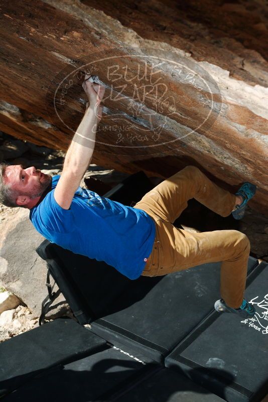 Bouldering in Hueco Tanks on 11/20/2018 with Blue Lizard Climbing and Yoga

Filename: SRM_20181120_1157560.jpg
Aperture: f/8.0
Shutter Speed: 1/250
Body: Canon EOS-1D Mark II
Lens: Canon EF 50mm f/1.8 II