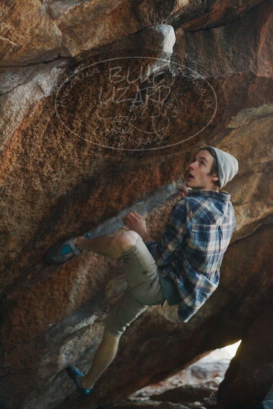 Bouldering in Hueco Tanks on 12/01/2018 with Blue Lizard Climbing and Yoga

Filename: SRM_20181201_1051100.jpg
Aperture: f/2.5
Shutter Speed: 1/250
Body: Canon EOS-1D Mark II
Lens: Canon EF 50mm f/1.8 II