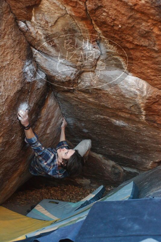 Bouldering in Hueco Tanks on 12/01/2018 with Blue Lizard Climbing and Yoga

Filename: SRM_20181201_1716220.jpg
Aperture: f/3.2
Shutter Speed: 1/250
Body: Canon EOS-1D Mark II
Lens: Canon EF 50mm f/1.8 II