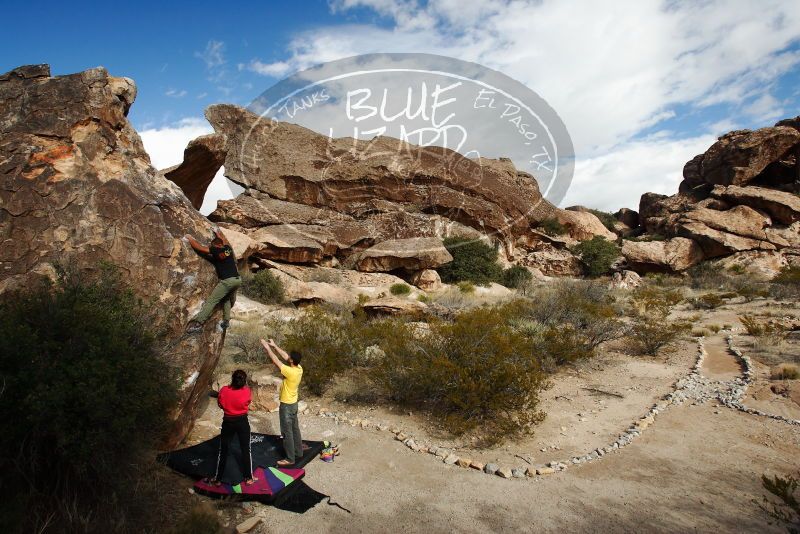 Bouldering in Hueco Tanks on 12/02/2018 with Blue Lizard Climbing and Yoga

Filename: SRM_20181202_1107050.jpg
Aperture: f/7.1
Shutter Speed: 1/250
Body: Canon EOS-1D Mark II
Lens: Canon EF 16-35mm f/2.8 L