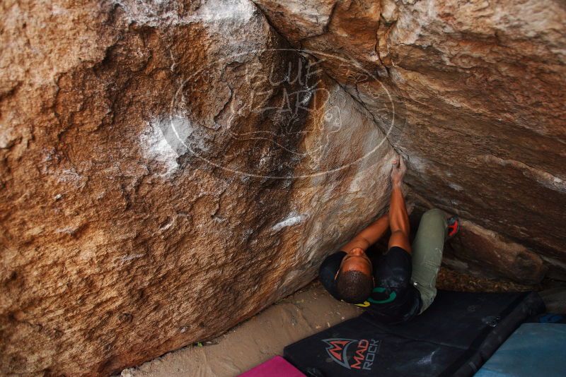 Bouldering in Hueco Tanks on 12/02/2018 with Blue Lizard Climbing and Yoga

Filename: SRM_20181202_1133060.jpg
Aperture: f/3.5
Shutter Speed: 1/250
Body: Canon EOS-1D Mark II
Lens: Canon EF 16-35mm f/2.8 L