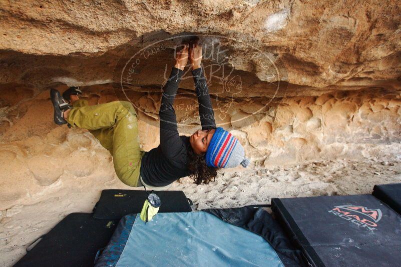 Bouldering in Hueco Tanks on 12/08/2018 with Blue Lizard Climbing and Yoga

Filename: SRM_20181208_1633110.jpg
Aperture: f/5.0
Shutter Speed: 1/250
Body: Canon EOS-1D Mark II
Lens: Canon EF 16-35mm f/2.8 L