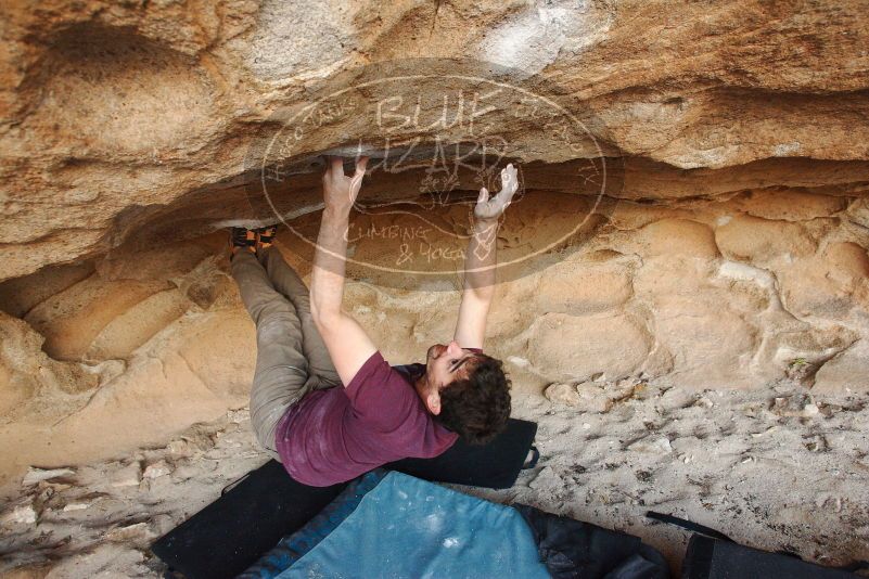 Bouldering in Hueco Tanks on 12/08/2018 with Blue Lizard Climbing and Yoga

Filename: SRM_20181208_1640300.jpg
Aperture: f/5.0
Shutter Speed: 1/250
Body: Canon EOS-1D Mark II
Lens: Canon EF 16-35mm f/2.8 L