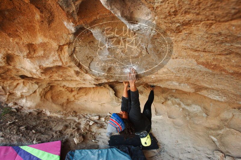 Bouldering in Hueco Tanks on 12/08/2018 with Blue Lizard Climbing and Yoga

Filename: SRM_20181208_1703030.jpg
Aperture: f/4.0
Shutter Speed: 1/250
Body: Canon EOS-1D Mark II
Lens: Canon EF 16-35mm f/2.8 L