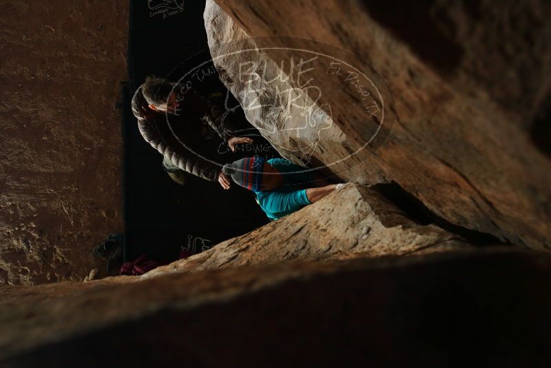 Bouldering in Hueco Tanks on 12/09/2018 with Blue Lizard Climbing and Yoga

Filename: SRM_20181209_1450150.jpg
Aperture: f/5.6
Shutter Speed: 1/250
Body: Canon EOS-1D Mark II
Lens: Canon EF 16-35mm f/2.8 L