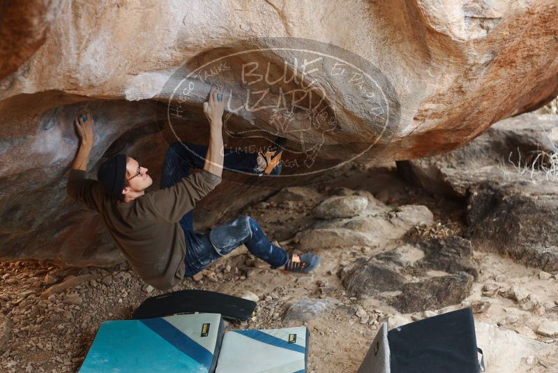 Bouldering in Hueco Tanks on 12/21/2018 with Blue Lizard Climbing and Yoga

Filename: SRM_20181221_1329470.jpg
Aperture: f/2.8
Shutter Speed: 1/250
Body: Canon EOS-1D Mark II
Lens: Canon EF 50mm f/1.8 II