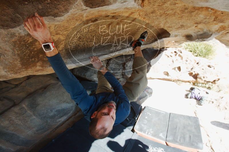 Bouldering in Hueco Tanks on 12/23/2018 with Blue Lizard Climbing and Yoga

Filename: SRM_20181223_1228060.jpg
Aperture: f/5.6
Shutter Speed: 1/320
Body: Canon EOS-1D Mark II
Lens: Canon EF 16-35mm f/2.8 L