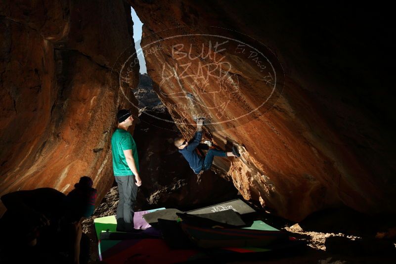 Bouldering in Hueco Tanks on 12/24/2018 with Blue Lizard Climbing and Yoga

Filename: SRM_20181224_1545380.jpg
Aperture: f/8.0
Shutter Speed: 1/250
Body: Canon EOS-1D Mark II
Lens: Canon EF 16-35mm f/2.8 L