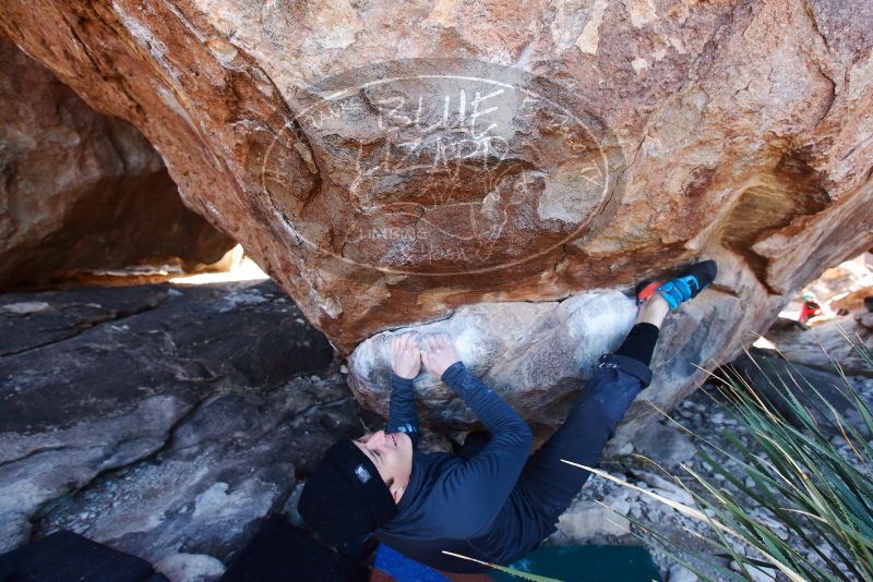 Bouldering in Hueco Tanks on 01/01/2019 with Blue Lizard Climbing and Yoga

Filename: SRM_20190101_1342150.jpg
Aperture: f/4.5
Shutter Speed: 1/250
Body: Canon EOS-1D Mark II
Lens: Canon EF 16-35mm f/2.8 L