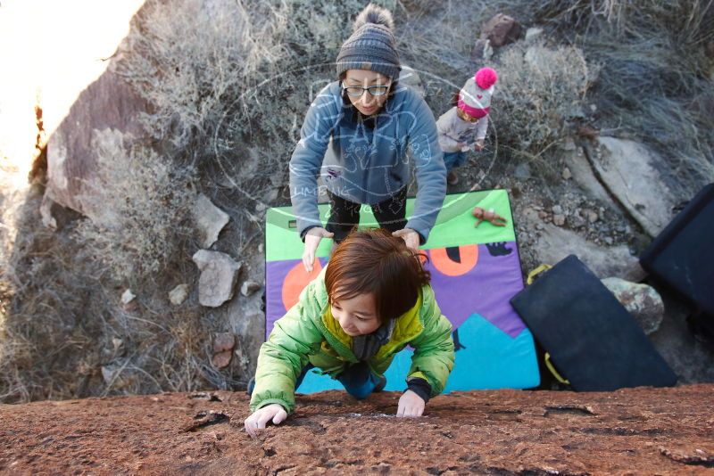 Bouldering in Hueco Tanks on 01/01/2019 with Blue Lizard Climbing and Yoga

Filename: SRM_20190101_1428000.jpg
Aperture: f/4.0
Shutter Speed: 1/250
Body: Canon EOS-1D Mark II
Lens: Canon EF 16-35mm f/2.8 L