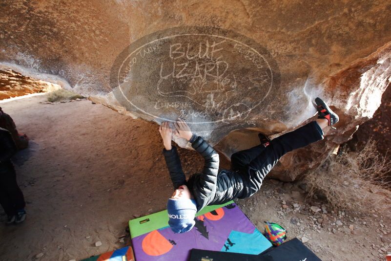 Bouldering in Hueco Tanks on 01/02/2019 with Blue Lizard Climbing and Yoga

Filename: SRM_20190102_1053180.jpg
Aperture: f/5.0
Shutter Speed: 1/320
Body: Canon EOS-1D Mark II
Lens: Canon EF 16-35mm f/2.8 L