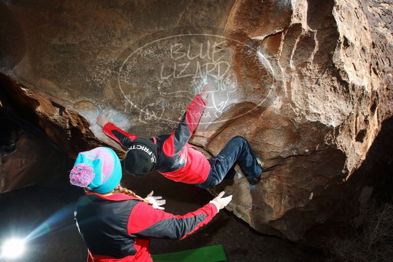 Bouldering in Hueco Tanks on 01/02/2019 with Blue Lizard Climbing and Yoga

Filename: SRM_20190102_1115190.jpg
Aperture: f/5.6
Shutter Speed: 1/250
Body: Canon EOS-1D Mark II
Lens: Canon EF 16-35mm f/2.8 L