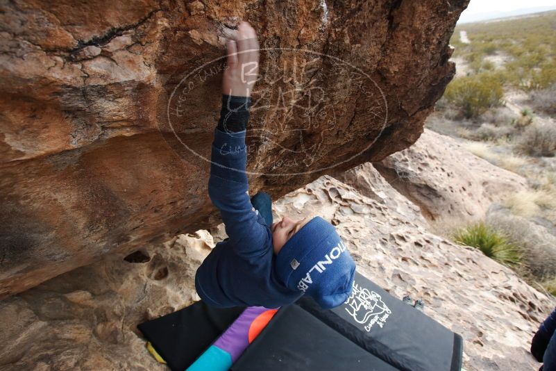 Bouldering in Hueco Tanks on 01/02/2019 with Blue Lizard Climbing and Yoga

Filename: SRM_20190102_1433341.jpg
Aperture: f/5.6
Shutter Speed: 1/320
Body: Canon EOS-1D Mark II
Lens: Canon EF 16-35mm f/2.8 L