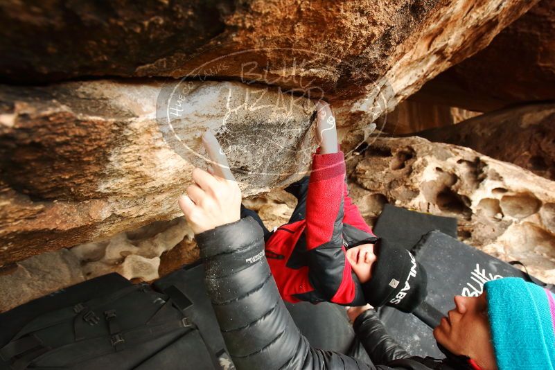 Bouldering in Hueco Tanks on 01/02/2019 with Blue Lizard Climbing and Yoga

Filename: SRM_20190102_1539460.jpg
Aperture: f/5.6
Shutter Speed: 1/320
Body: Canon EOS-1D Mark II
Lens: Canon EF 16-35mm f/2.8 L