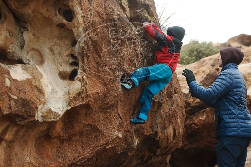 Bouldering in Hueco Tanks on 01/02/2019 with Blue Lizard Climbing and Yoga

Filename: SRM_20190102_1654460.jpg
Aperture: f/4.0
Shutter Speed: 1/320
Body: Canon EOS-1D Mark II
Lens: Canon EF 50mm f/1.8 II