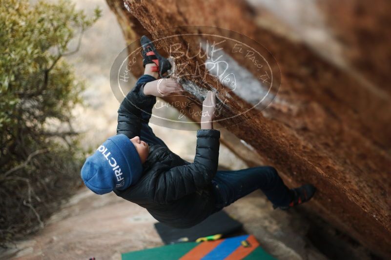 Bouldering in Hueco Tanks on 01/02/2019 with Blue Lizard Climbing and Yoga

Filename: SRM_20190102_1716370.jpg
Aperture: f/2.2
Shutter Speed: 1/320
Body: Canon EOS-1D Mark II
Lens: Canon EF 50mm f/1.8 II