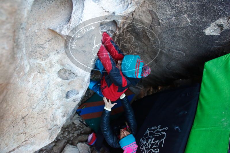 Bouldering in Hueco Tanks on 01/01/2019 with Blue Lizard Climbing and Yoga

Filename: SRM_20190101_1029200.jpg
Aperture: f/3.2
Shutter Speed: 1/200
Body: Canon EOS-1D Mark II
Lens: Canon EF 16-35mm f/2.8 L