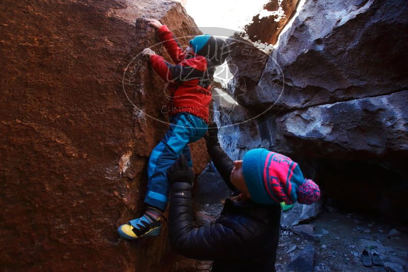 Bouldering in Hueco Tanks on 01/01/2019 with Blue Lizard Climbing and Yoga

Filename: SRM_20190101_1554330.jpg
Aperture: f/5.0
Shutter Speed: 1/200
Body: Canon EOS-1D Mark II
Lens: Canon EF 16-35mm f/2.8 L