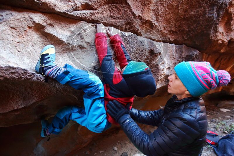 Bouldering in Hueco Tanks on 01/01/2019 with Blue Lizard Climbing and Yoga

Filename: SRM_20190101_1608160.jpg
Aperture: f/2.8
Shutter Speed: 1/160
Body: Canon EOS-1D Mark II
Lens: Canon EF 16-35mm f/2.8 L