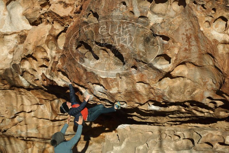 Bouldering in Hueco Tanks on 01/01/2019 with Blue Lizard Climbing and Yoga

Filename: SRM_20190101_1704370.jpg
Aperture: f/4.0
Shutter Speed: 1/800
Body: Canon EOS-1D Mark II
Lens: Canon EF 50mm f/1.8 II