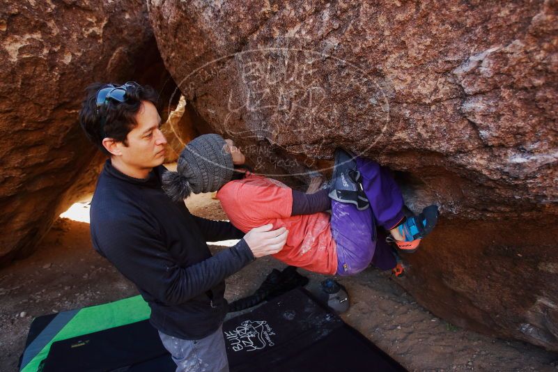 Bouldering in Hueco Tanks on 01/05/2019 with Blue Lizard Climbing and Yoga

Filename: SRM_20190105_1128170.jpg
Aperture: f/4.0
Shutter Speed: 1/200
Body: Canon EOS-1D Mark II
Lens: Canon EF 16-35mm f/2.8 L