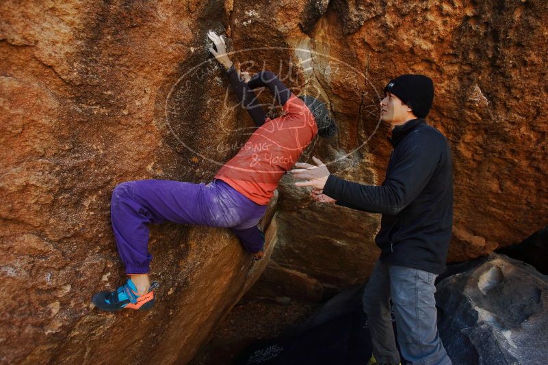 Bouldering in Hueco Tanks on 01/05/2019 with Blue Lizard Climbing and Yoga

Filename: SRM_20190105_1230230.jpg
Aperture: f/4.0
Shutter Speed: 1/200
Body: Canon EOS-1D Mark II
Lens: Canon EF 16-35mm f/2.8 L