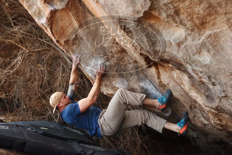 Bouldering in Hueco Tanks on 01/12/2019 with Blue Lizard Climbing and Yoga

Filename: SRM_20190112_1300400.jpg
Aperture: f/3.5
Shutter Speed: 1/320
Body: Canon EOS-1D Mark II
Lens: Canon EF 50mm f/1.8 II