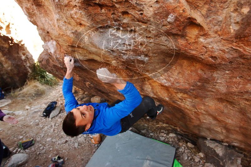 Bouldering in Hueco Tanks on 01/14/2019 with Blue Lizard Climbing and Yoga

Filename: SRM_20190114_1145270.jpg
Aperture: f/5.0
Shutter Speed: 1/250
Body: Canon EOS-1D Mark II
Lens: Canon EF 16-35mm f/2.8 L