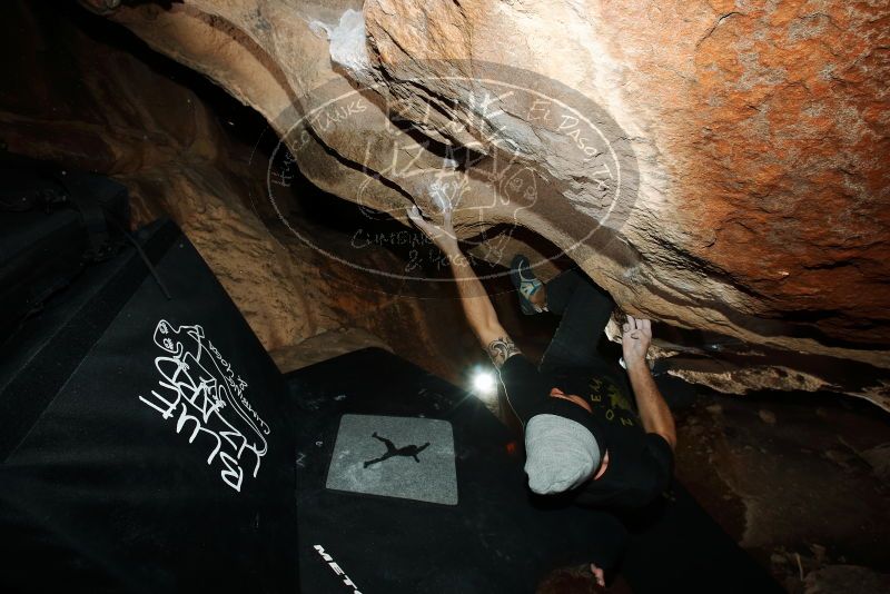 Bouldering in Hueco Tanks on 01/14/2019 with Blue Lizard Climbing and Yoga

Filename: SRM_20190114_1301030.jpg
Aperture: f/8.0
Shutter Speed: 1/250
Body: Canon EOS-1D Mark II
Lens: Canon EF 16-35mm f/2.8 L