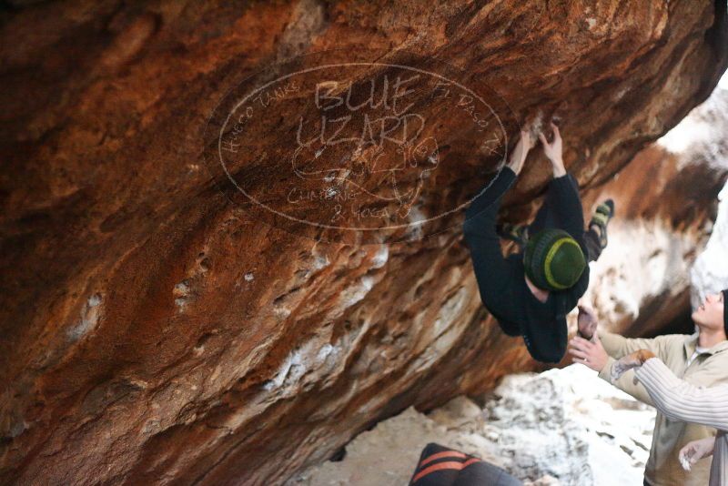 Bouldering in Hueco Tanks on 01/18/2019 with Blue Lizard Climbing and Yoga

Filename: SRM_20190118_1611490.jpg
Aperture: f/2.0
Shutter Speed: 1/160
Body: Canon EOS-1D Mark II
Lens: Canon EF 50mm f/1.8 II