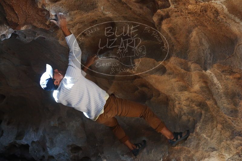 Bouldering in Hueco Tanks on 01/18/2019 with Blue Lizard Climbing and Yoga

Filename: SRM_20190118_1307450.jpg
Aperture: f/2.8
Shutter Speed: 1/200
Body: Canon EOS-1D Mark II
Lens: Canon EF 50mm f/1.8 II