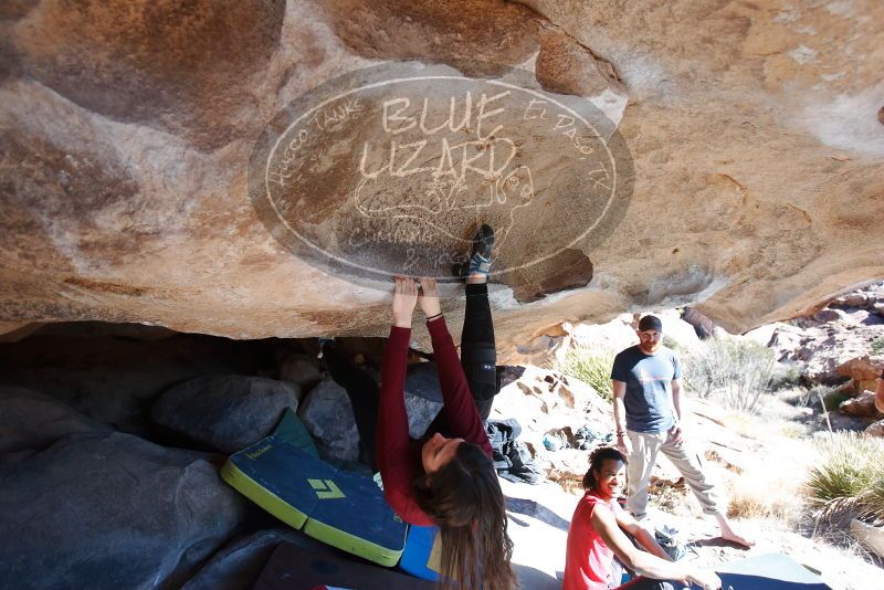 Bouldering in Hueco Tanks on 01/19/2019 with Blue Lizard Climbing and Yoga

Filename: SRM_20190119_1218070.jpg
Aperture: f/3.2
Shutter Speed: 1/1000
Body: Canon EOS-1D Mark II
Lens: Canon EF 16-35mm f/2.8 L