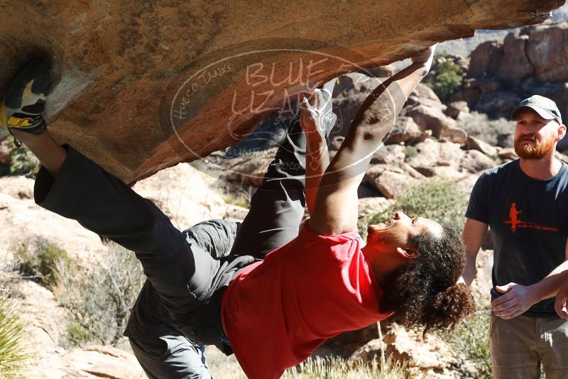 Bouldering in Hueco Tanks on 01/19/2019 with Blue Lizard Climbing and Yoga

Filename: SRM_20190119_1302570.jpg
Aperture: f/6.3
Shutter Speed: 1/640
Body: Canon EOS-1D Mark II
Lens: Canon EF 50mm f/1.8 II