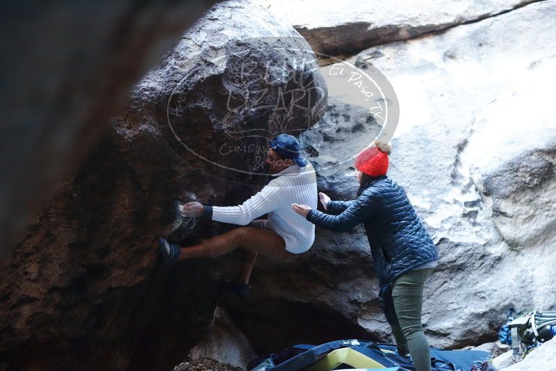 Bouldering in Hueco Tanks on 01/20/2019 with Blue Lizard Climbing and Yoga

Filename: SRM_20190120_1319300.jpg
Aperture: f/3.2
Shutter Speed: 1/200
Body: Canon EOS-1D Mark II
Lens: Canon EF 50mm f/1.8 II