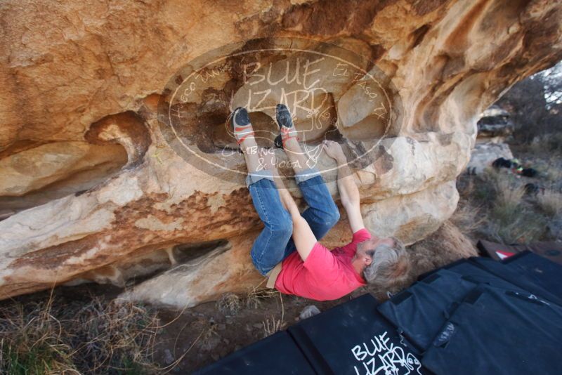 Bouldering in Hueco Tanks on 01/21/2019 with Blue Lizard Climbing and Yoga

Filename: SRM_20190121_1105140.jpg
Aperture: f/6.3
Shutter Speed: 1/250
Body: Canon EOS-1D Mark II
Lens: Canon EF 16-35mm f/2.8 L