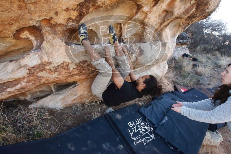 Bouldering in Hueco Tanks on 01/21/2019 with Blue Lizard Climbing and Yoga

Filename: SRM_20190121_1112370.jpg
Aperture: f/5.6
Shutter Speed: 1/250
Body: Canon EOS-1D Mark II
Lens: Canon EF 16-35mm f/2.8 L