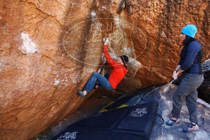 Bouldering in Hueco Tanks on 01/26/2019 with Blue Lizard Climbing and Yoga

Filename: SRM_20190126_1136100.jpg
Aperture: f/4.0
Shutter Speed: 1/250
Body: Canon EOS-1D Mark II
Lens: Canon EF 16-35mm f/2.8 L