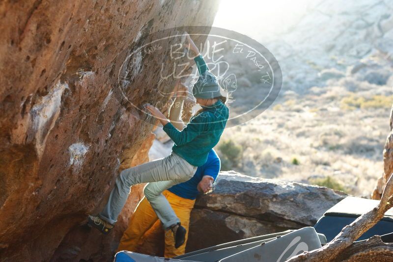 Bouldering in Hueco Tanks on 01/26/2019 with Blue Lizard Climbing and Yoga

Filename: SRM_20190126_1759180.jpg
Aperture: f/3.5
Shutter Speed: 1/250
Body: Canon EOS-1D Mark II
Lens: Canon EF 50mm f/1.8 II