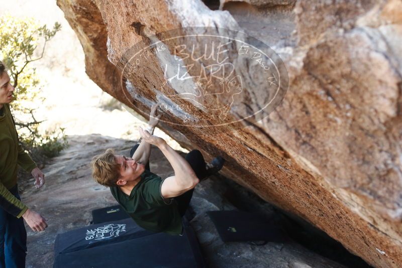 Bouldering in Hueco Tanks on 01/27/2019 with Blue Lizard Climbing and Yoga

Filename: SRM_20190127_1151270.jpg
Aperture: f/3.2
Shutter Speed: 1/400
Body: Canon EOS-1D Mark II
Lens: Canon EF 50mm f/1.8 II