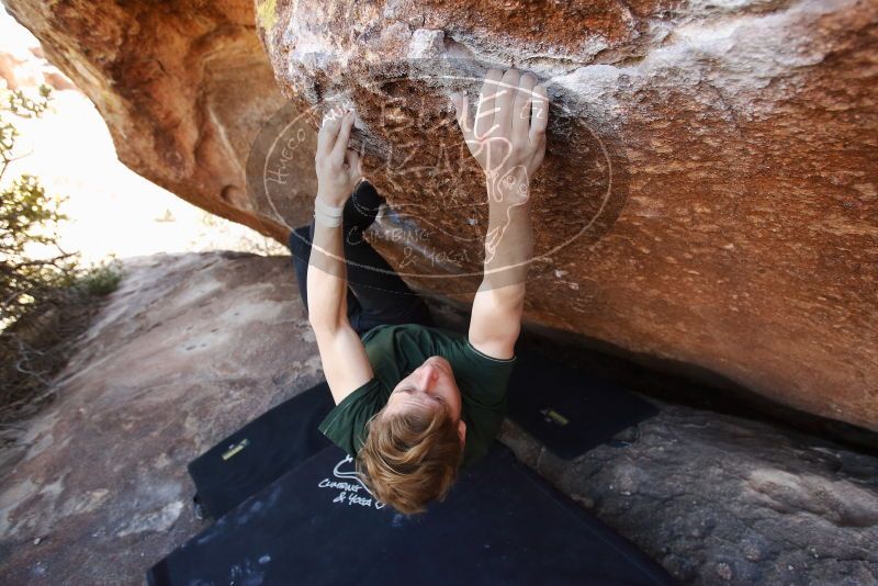 Bouldering in Hueco Tanks on 01/27/2019 with Blue Lizard Climbing and Yoga

Filename: SRM_20190127_1313101.jpg
Aperture: f/4.0
Shutter Speed: 1/320
Body: Canon EOS-1D Mark II
Lens: Canon EF 16-35mm f/2.8 L