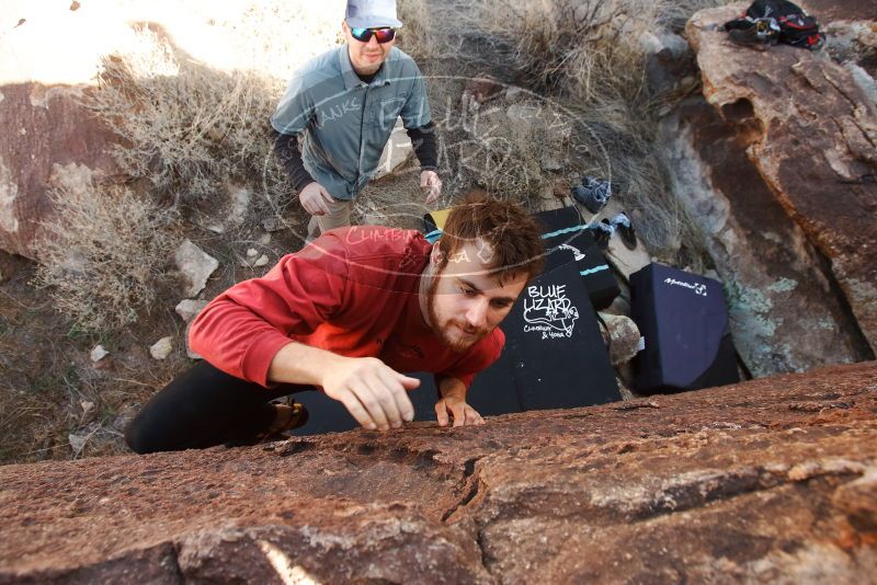 Bouldering in Hueco Tanks on 02/03/2019 with Blue Lizard Climbing and Yoga

Filename: SRM_20190203_1232310.jpg
Aperture: f/5.6
Shutter Speed: 1/250
Body: Canon EOS-1D Mark II
Lens: Canon EF 16-35mm f/2.8 L