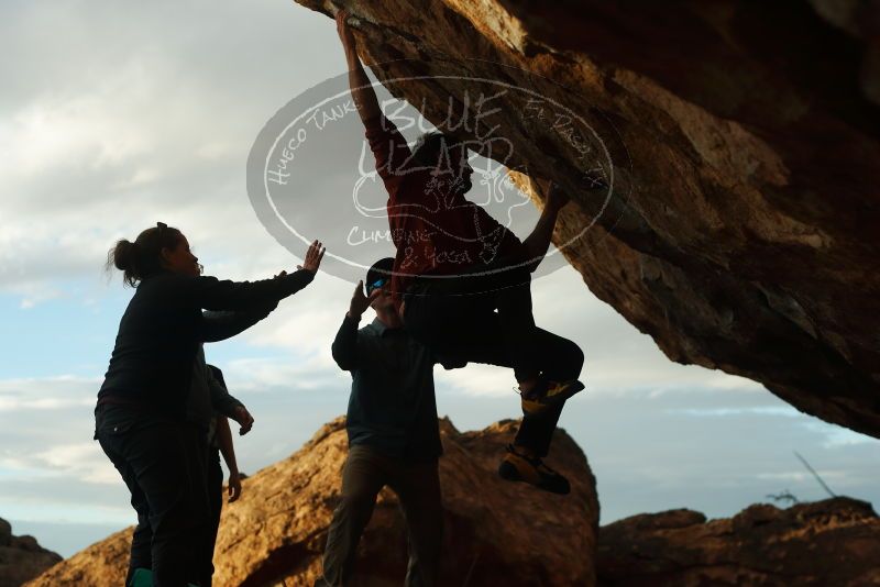 Bouldering in Hueco Tanks on 02/03/2019 with Blue Lizard Climbing and Yoga

Filename: SRM_20190203_1816270.jpg
Aperture: f/4.0
Shutter Speed: 1/1000
Body: Canon EOS-1D Mark II
Lens: Canon EF 50mm f/1.8 II