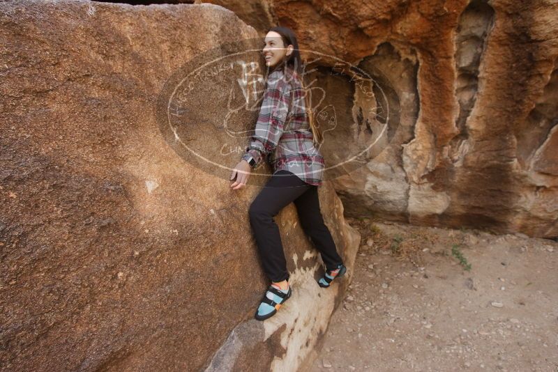 Bouldering in Hueco Tanks on 02/02/2019 with Blue Lizard Climbing and Yoga

Filename: SRM_20190202_1106590.jpg
Aperture: f/5.6
Shutter Speed: 1/200
Body: Canon EOS-1D Mark II
Lens: Canon EF 16-35mm f/2.8 L