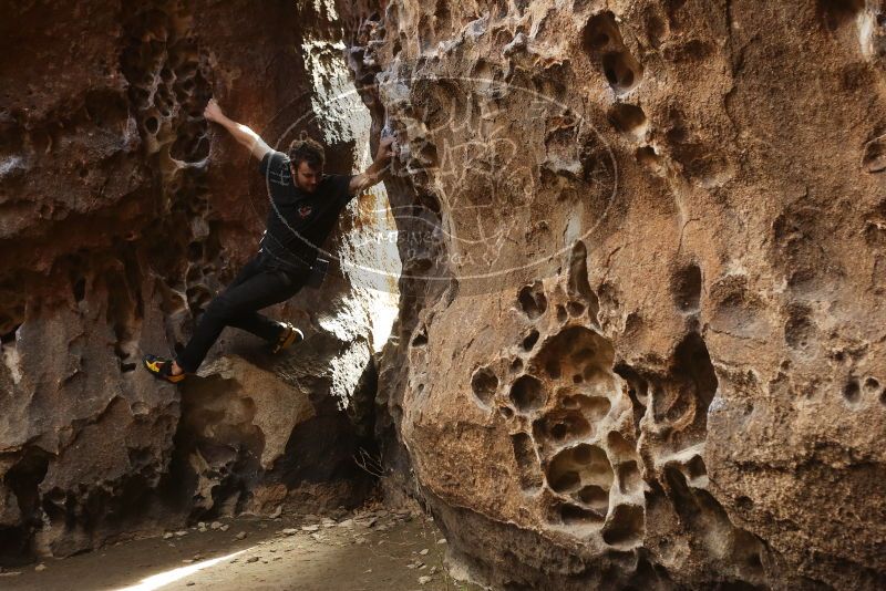 Bouldering in Hueco Tanks on 02/02/2019 with Blue Lizard Climbing and Yoga

Filename: SRM_20190202_1510020.jpg
Aperture: f/3.5
Shutter Speed: 1/125
Body: Canon EOS-1D Mark II
Lens: Canon EF 50mm f/1.8 II